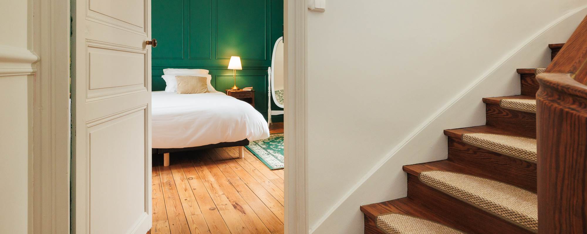 Vue chambre verte du palier gite de charme Le Quatre Feuilles proche Puy du Fou