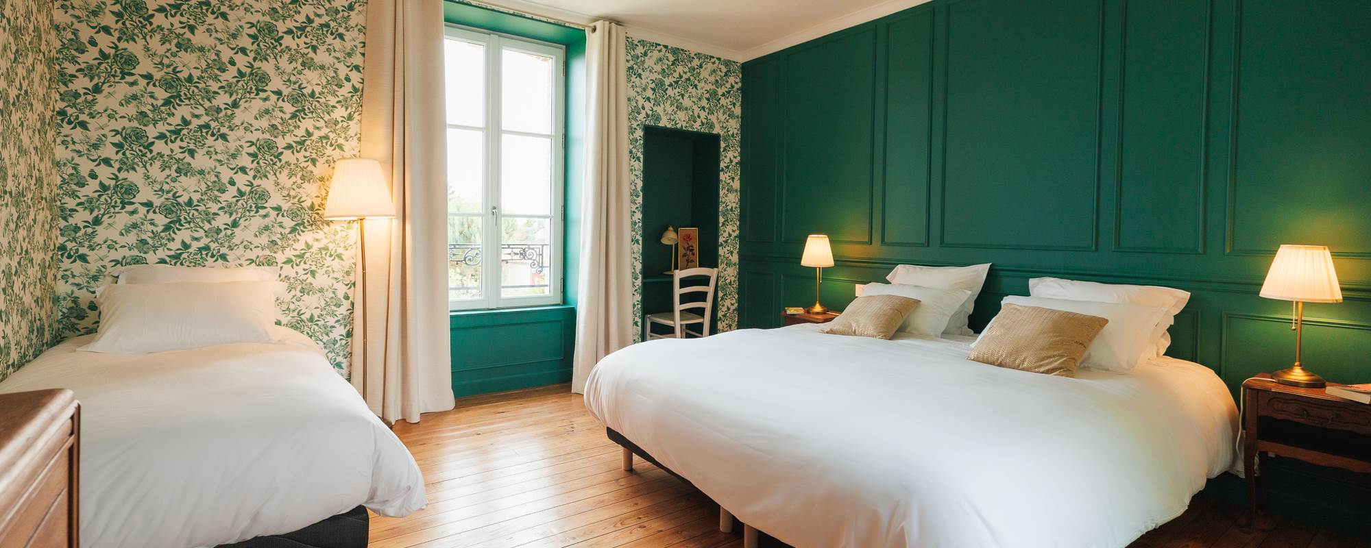 Chambre verte gite de charme Le Quatre Feuilles proche Puy du Fou