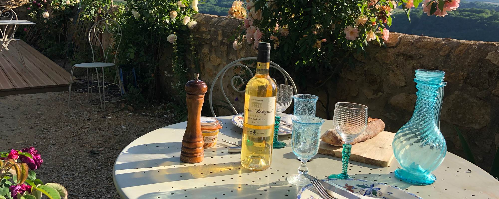 1 Logis à Domme: Picnic dans le jardin