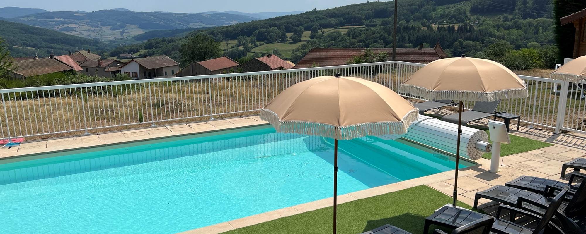 Piscine 11x5 avec vue sur la vallée