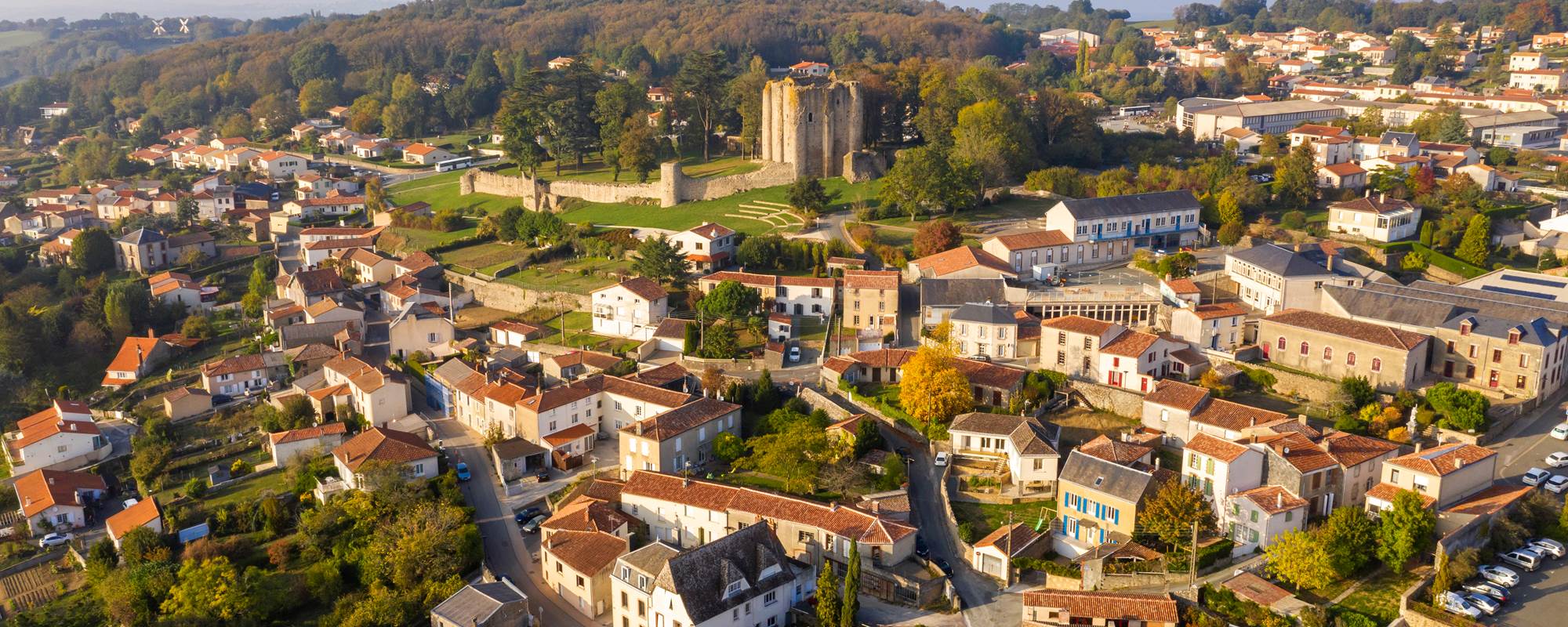 village de pouzauges