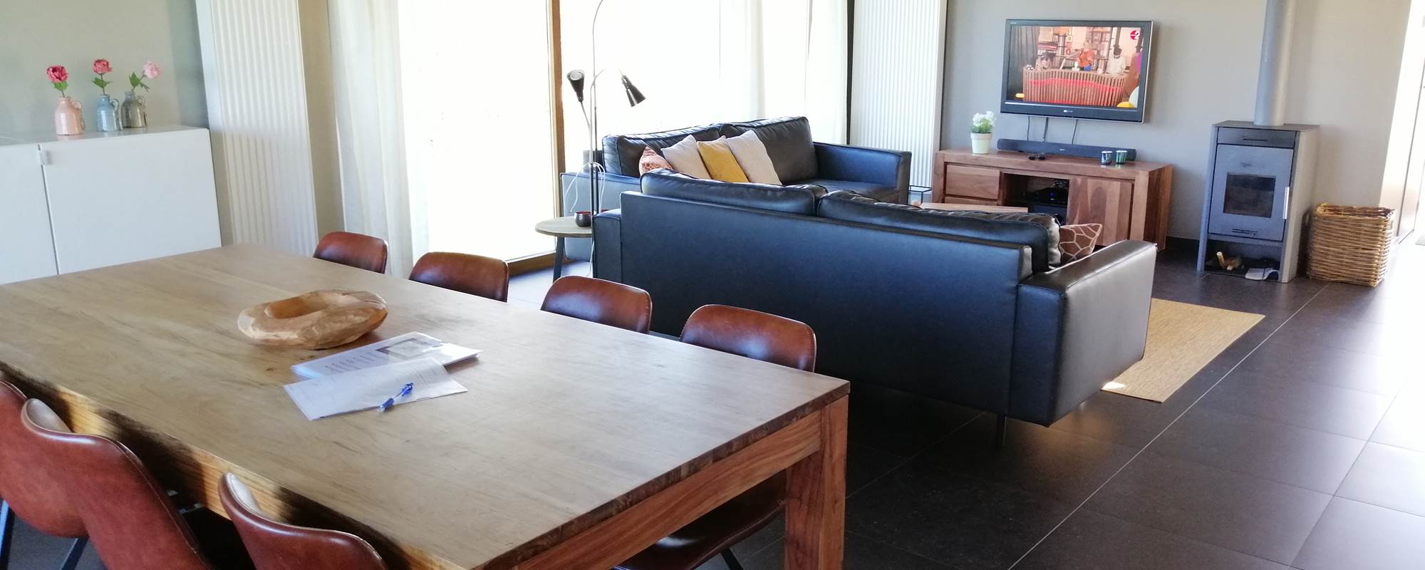 Table à manger, coin salon