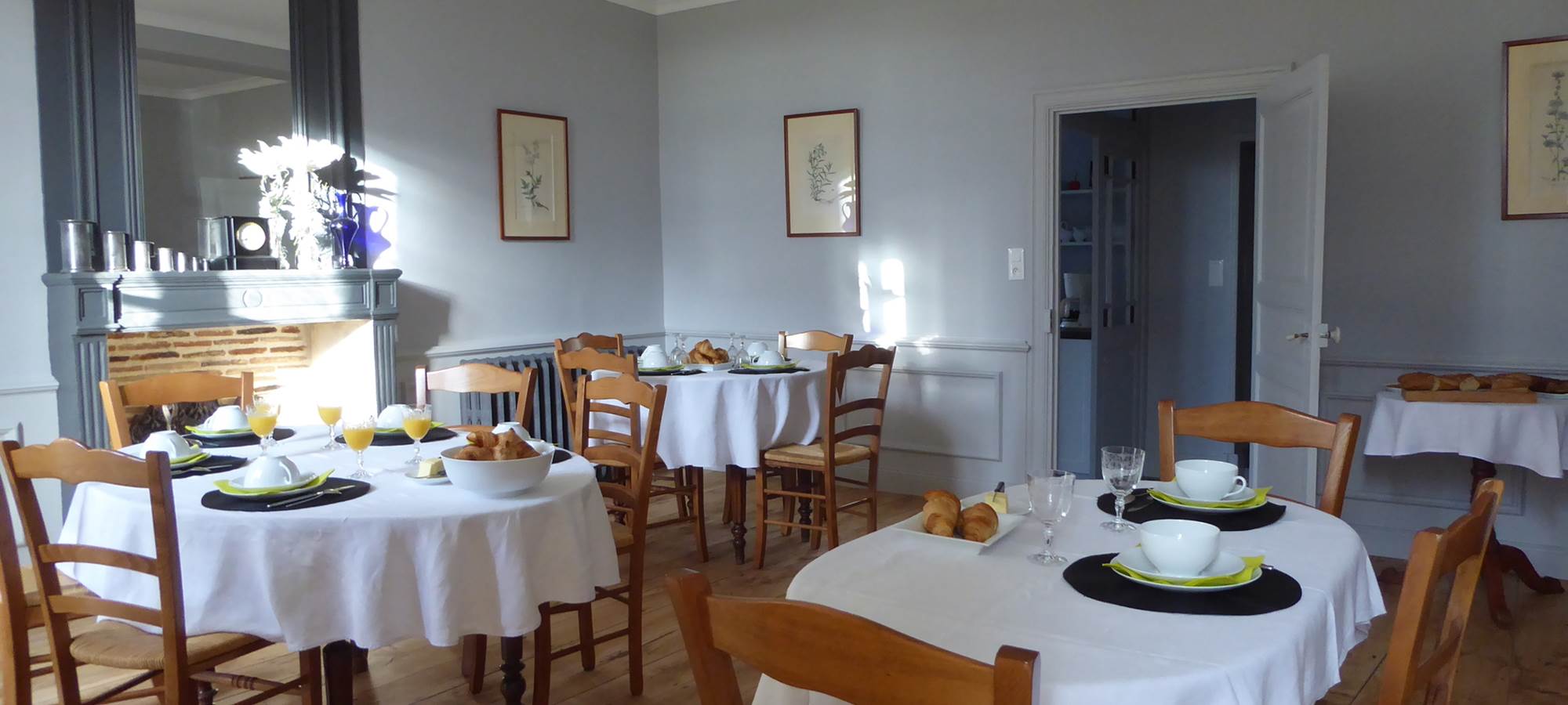 Salle petit déjeuner