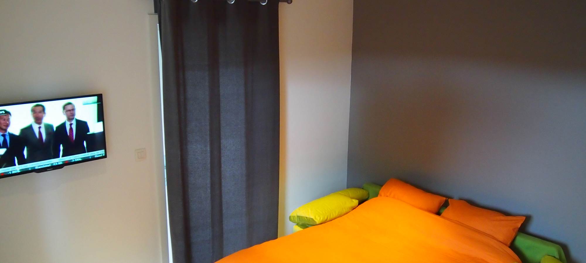 Studio rez de chaussée lit double