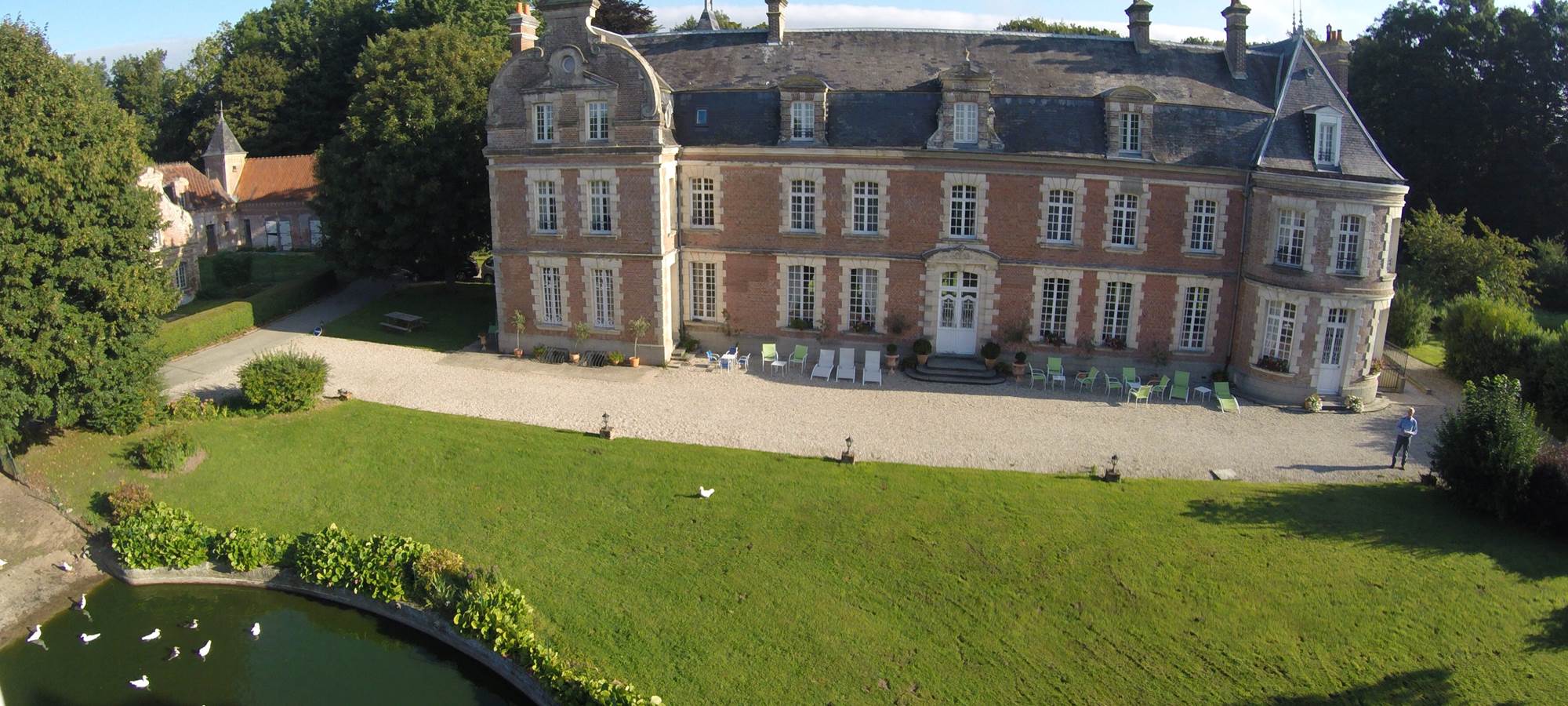 Château de Behen vue d'avion