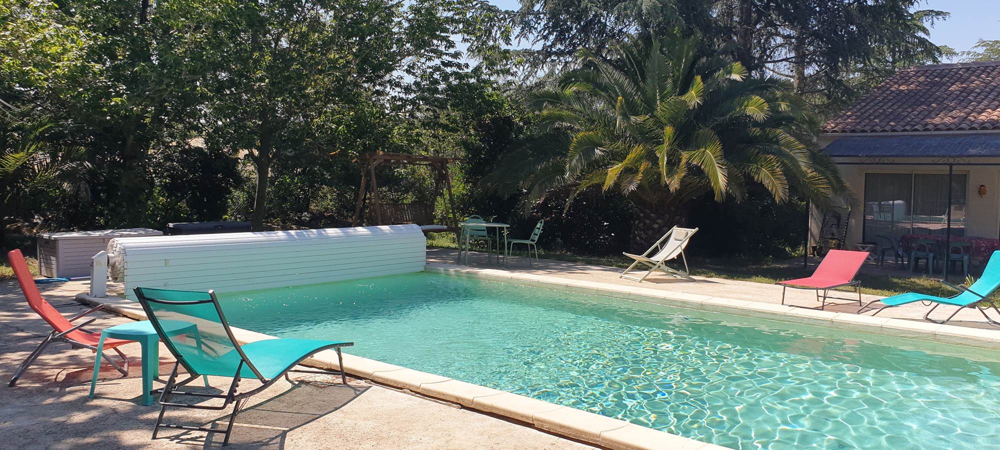 LES CHAMBRES DE MON P'TIT MAS - chambres d'hôtes  - propriété rurale - Piscine