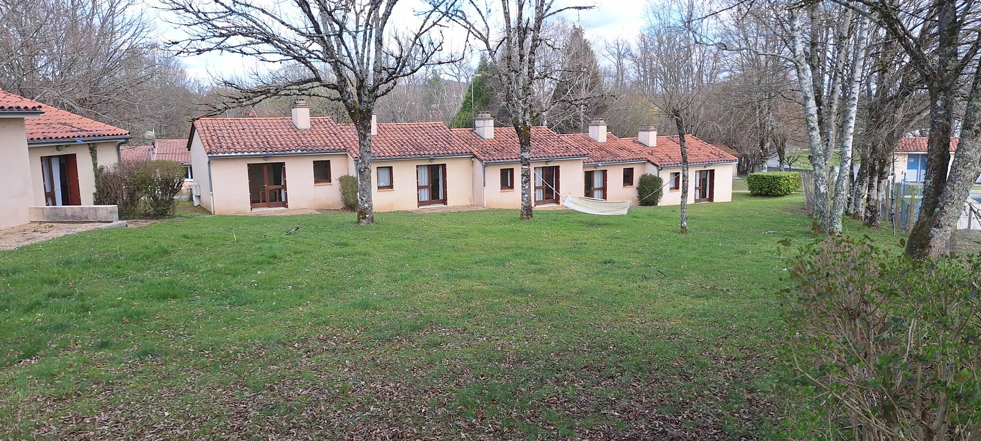 lepetitbois46_Leyme_Gîtes_ printemps 2025 vue SE