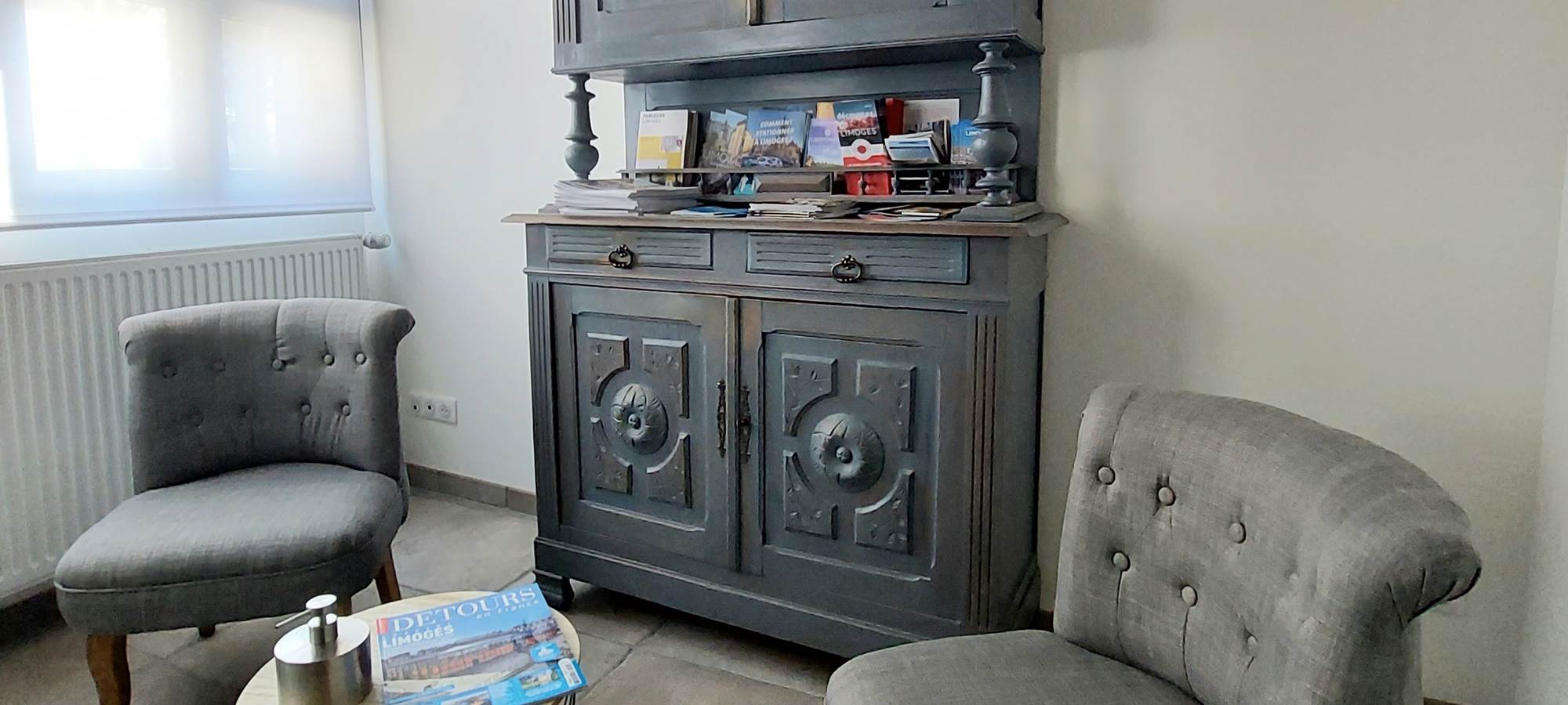 Appart face au mail, accueil