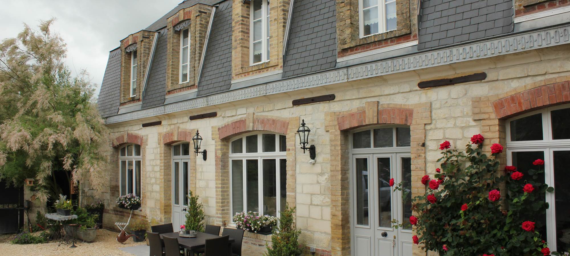 Presbytère de Sévigny vue extérieure