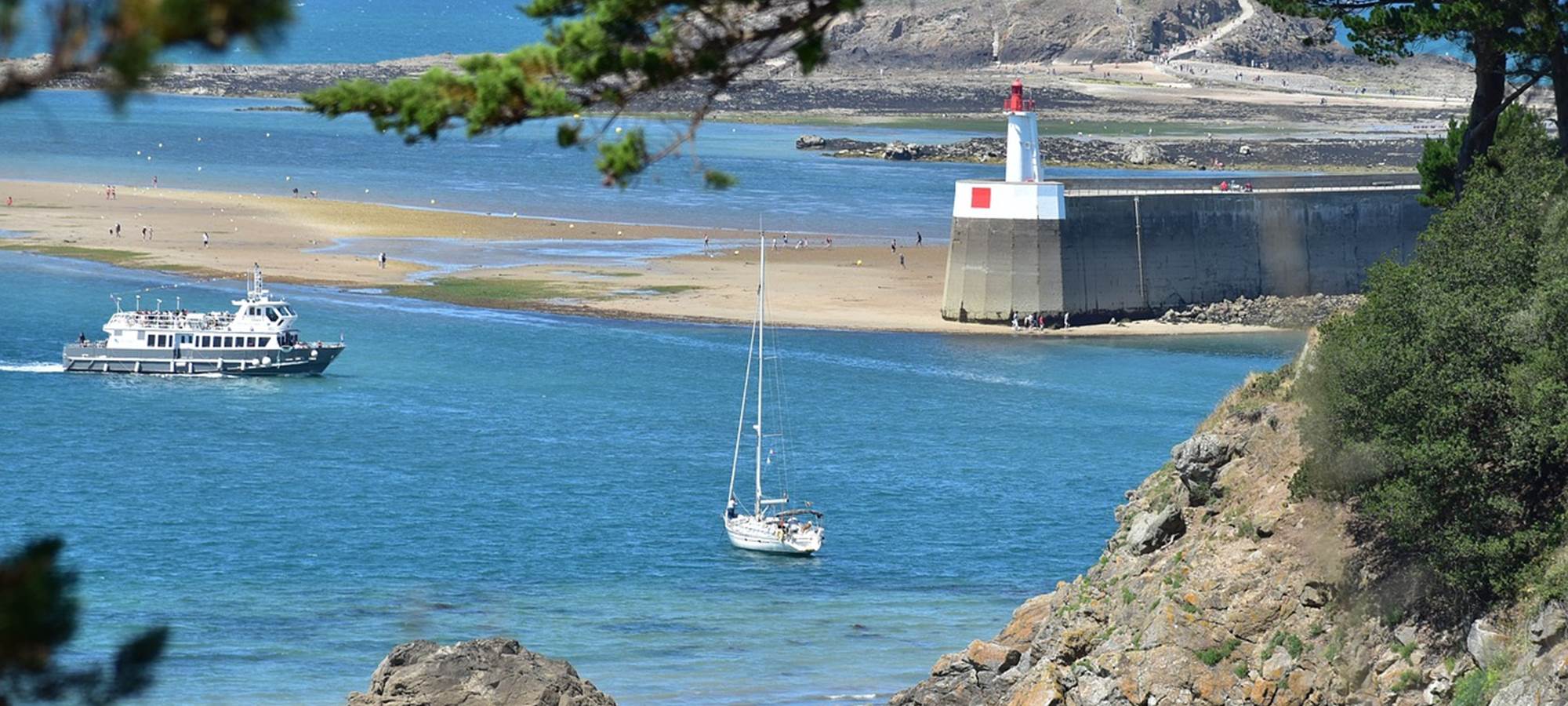 St Malo , vue du haut de la cité d'Aleth