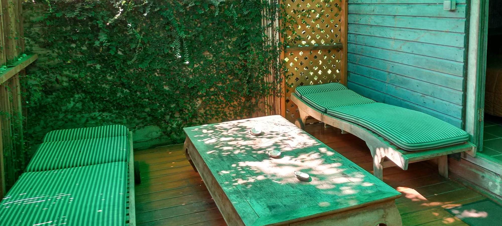 LE BUNGALOW "DORTOIR" - la terrasse