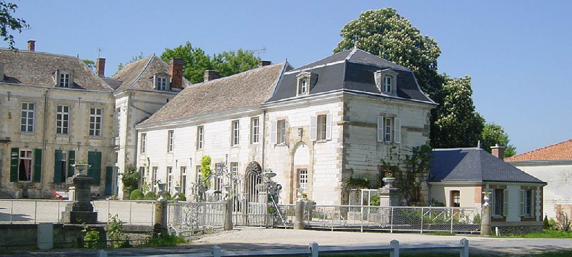 Le Cottage à droite