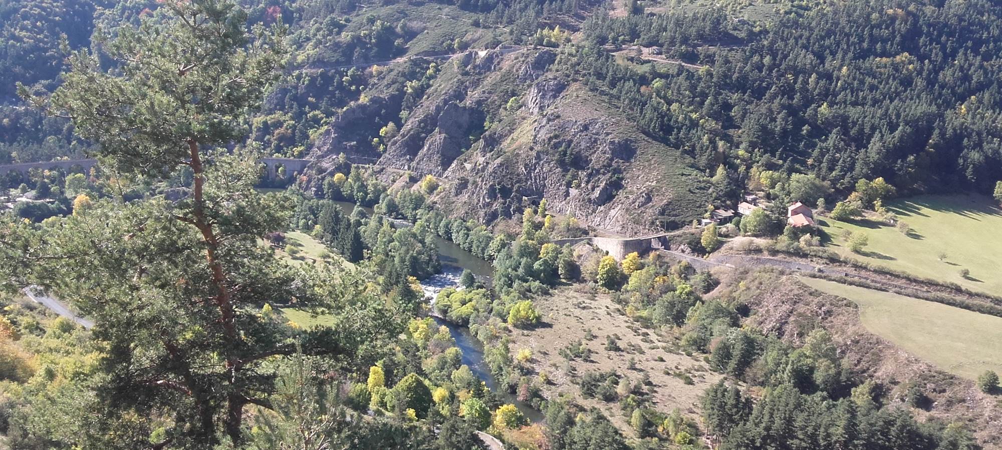 Vue sur les gorges de l'Allier