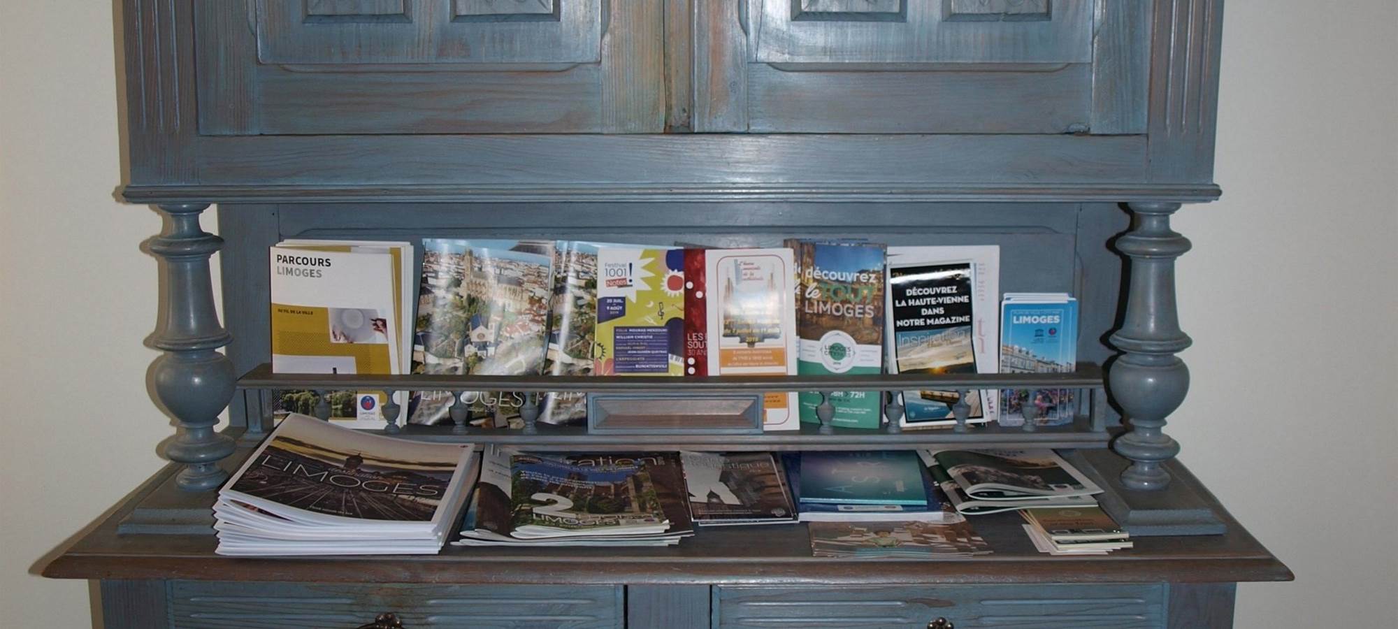 Appart face au mail, bibliothèque