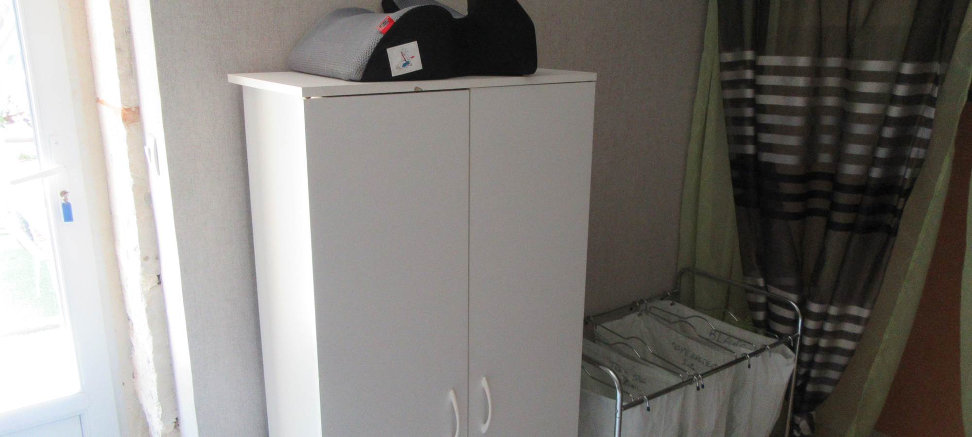 buanderie rez de chaussé toute équipée + toilette indépendante