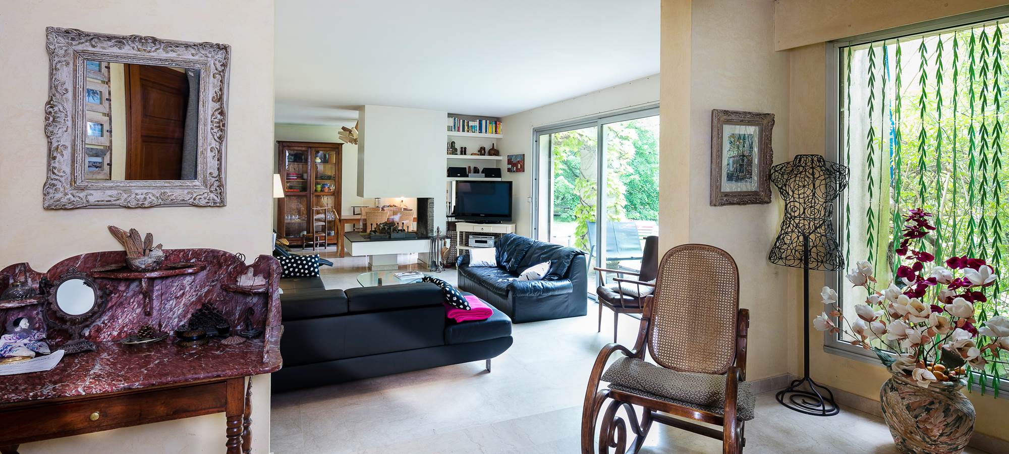 Entrée de la Villa Oustal