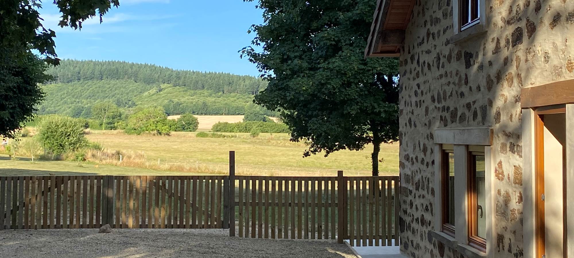 Les terres de la chouette et son gîte de la chevêche