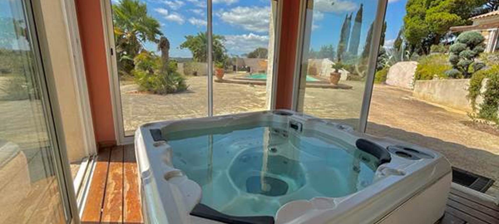 magnifique spa hiver été