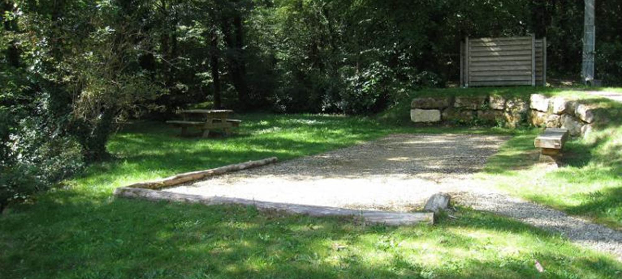 chalets-bois-hameau-borie-gite sarlat petanque