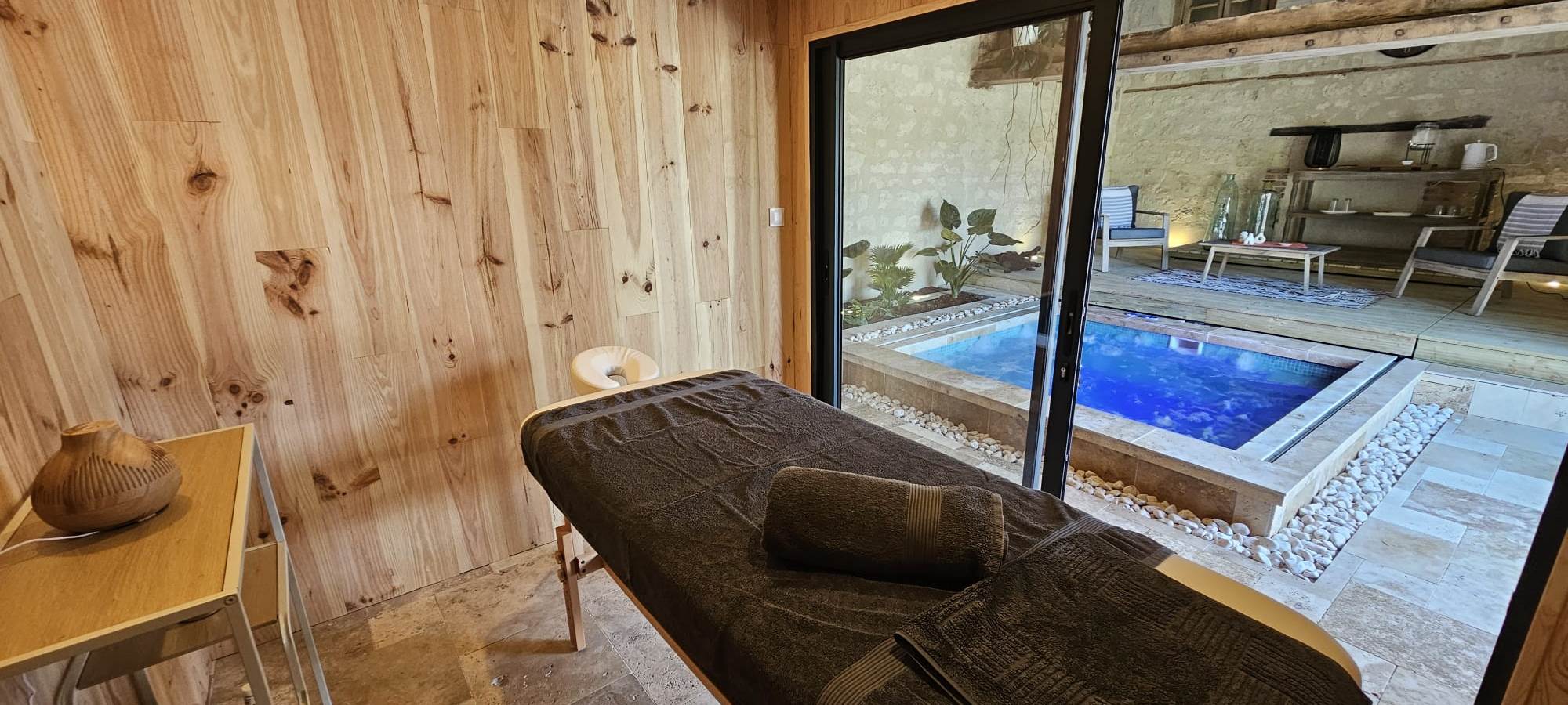 Chambre-d-hotes-jacuzzi-couple-touraine