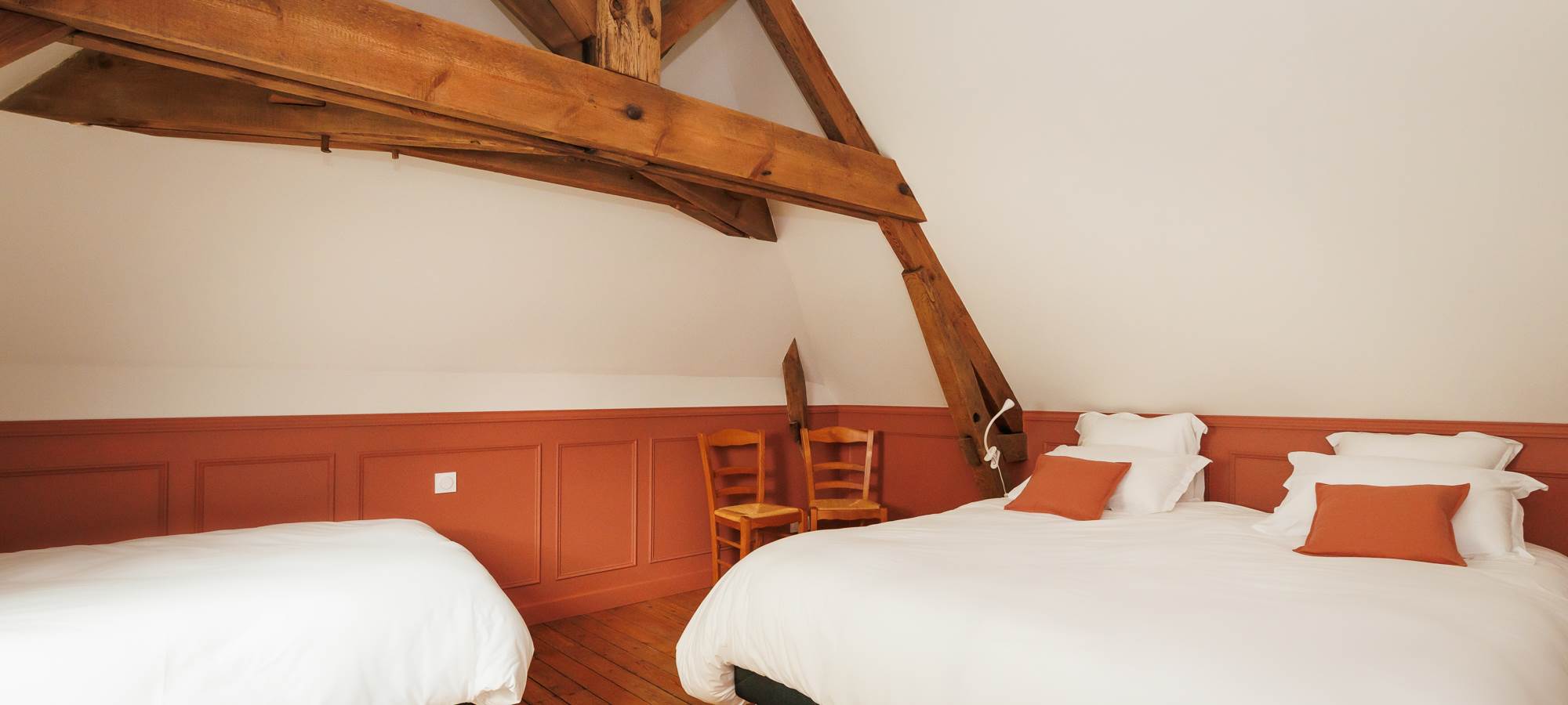 Chambre terracotta gite de charme Le Quatre feuilles proche Puy du Fou