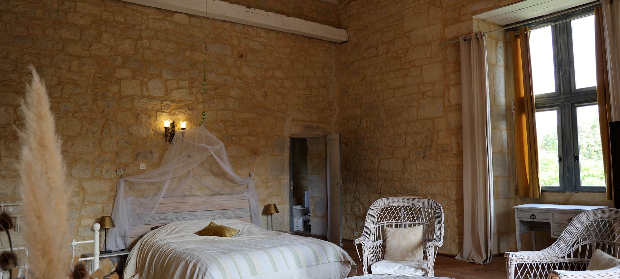 chateau-saint-chamarand-hebergement-groupe-lot-chambre-du-roi