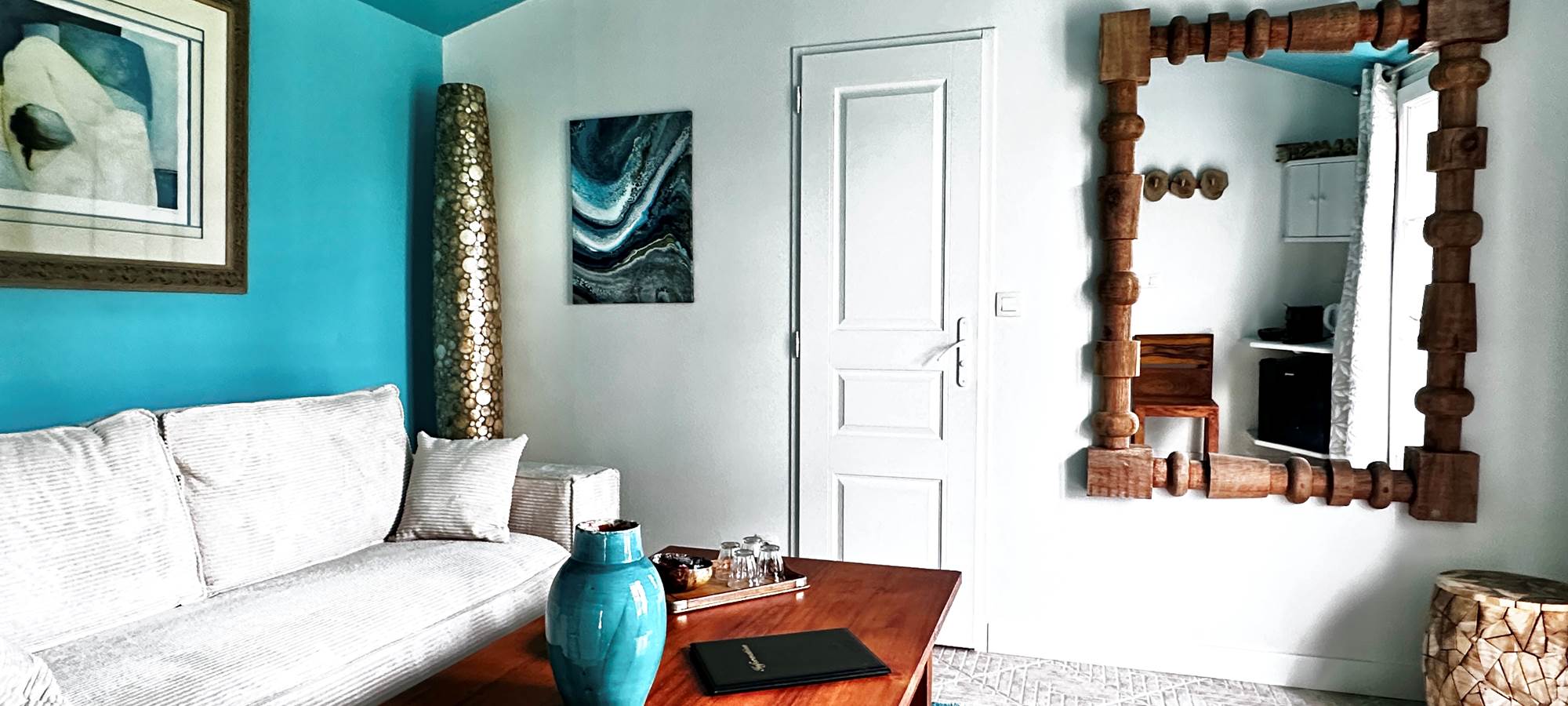 salon chambre bleue 1.