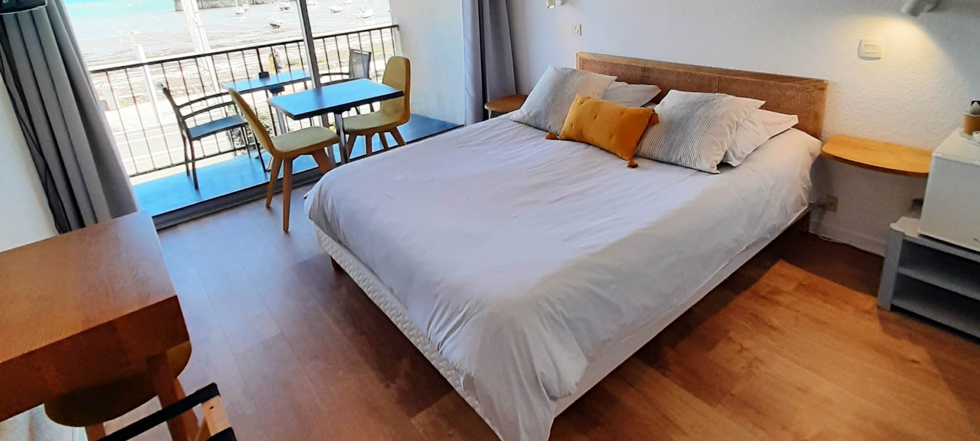 Lit Queen Size 160cm