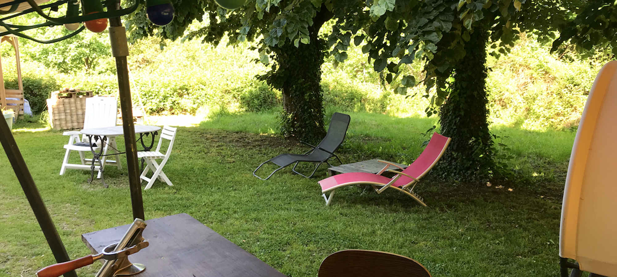 De´tail exterieur sous les tilleuls