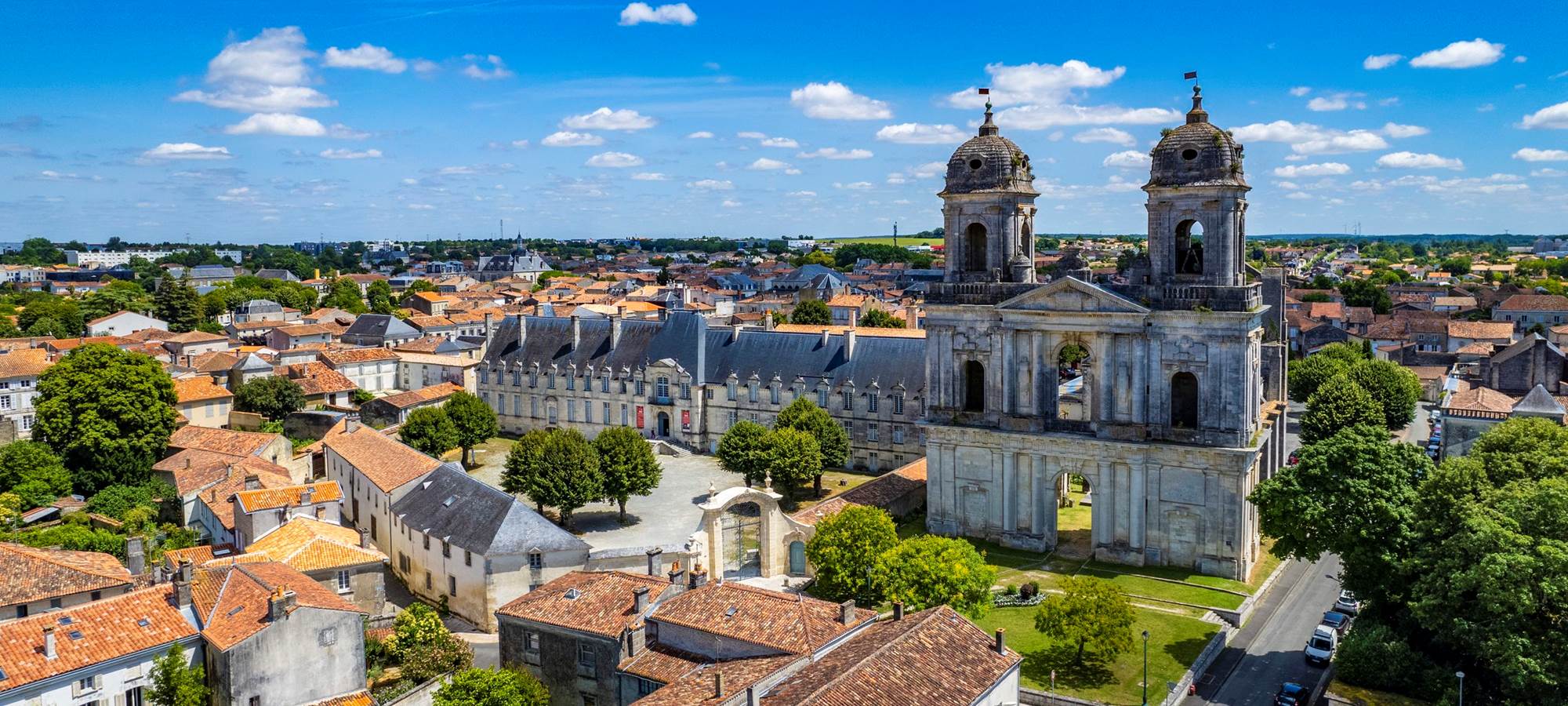 Saint Jean d'Angely - Vue aerienne 2 - AFCC JJGelbart