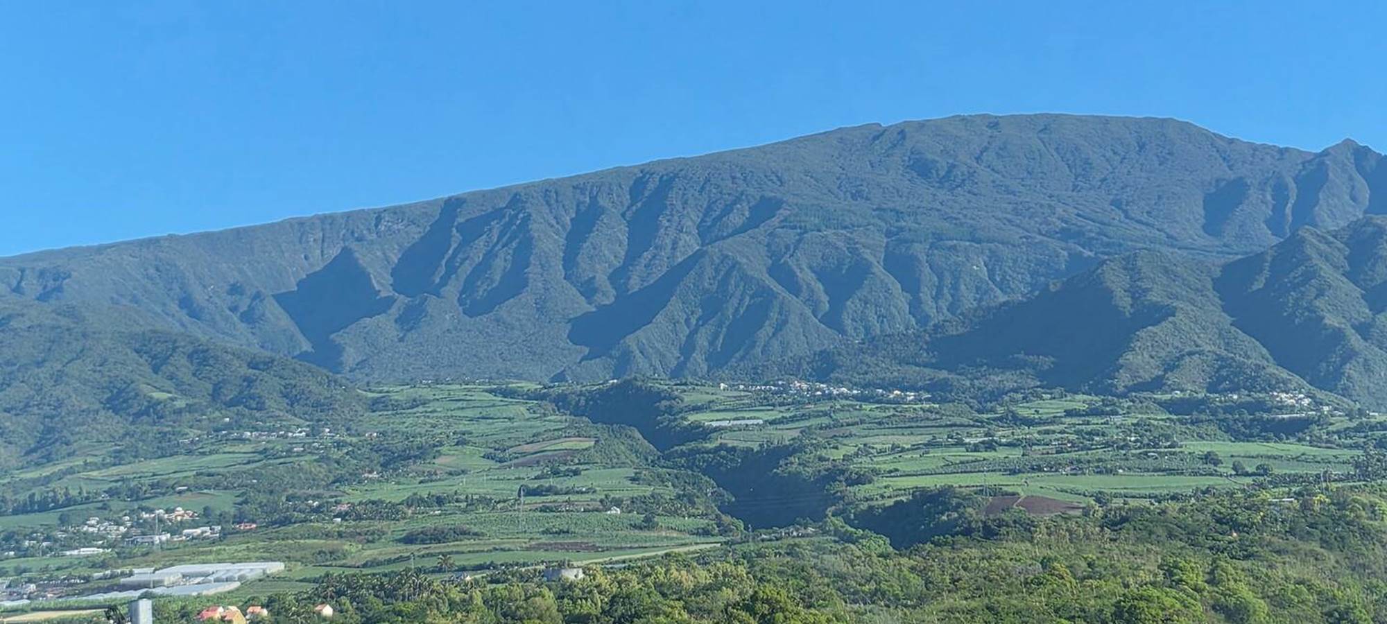 Vue montagne de la chambre T2  et T3
