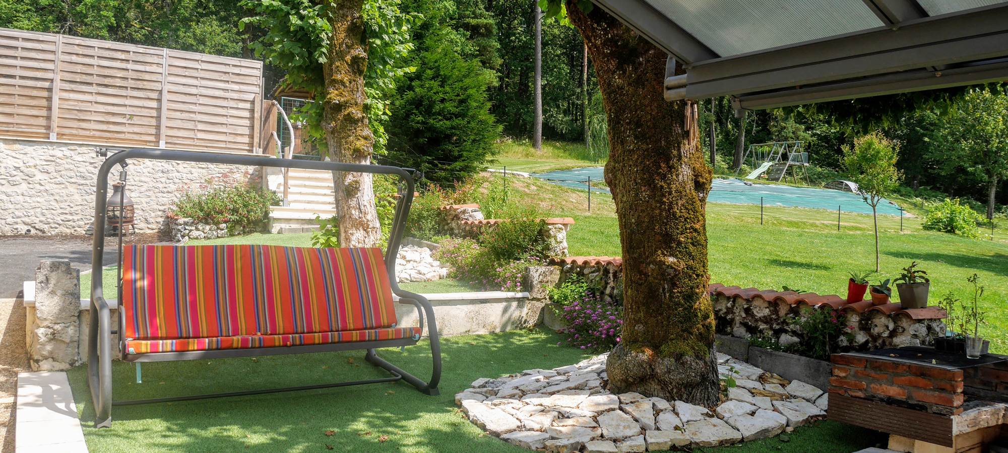 vue devant la villa Maeltri côté cuisine