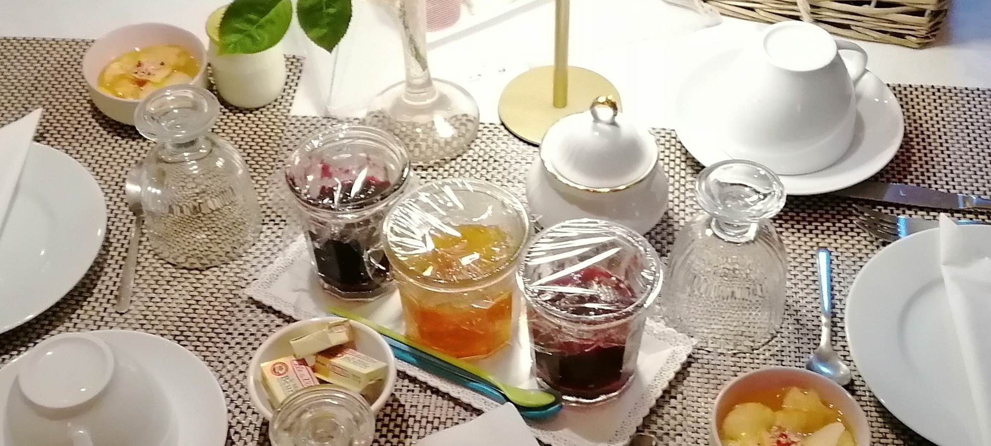 Petit déjeuner à La Malposte à Reviers