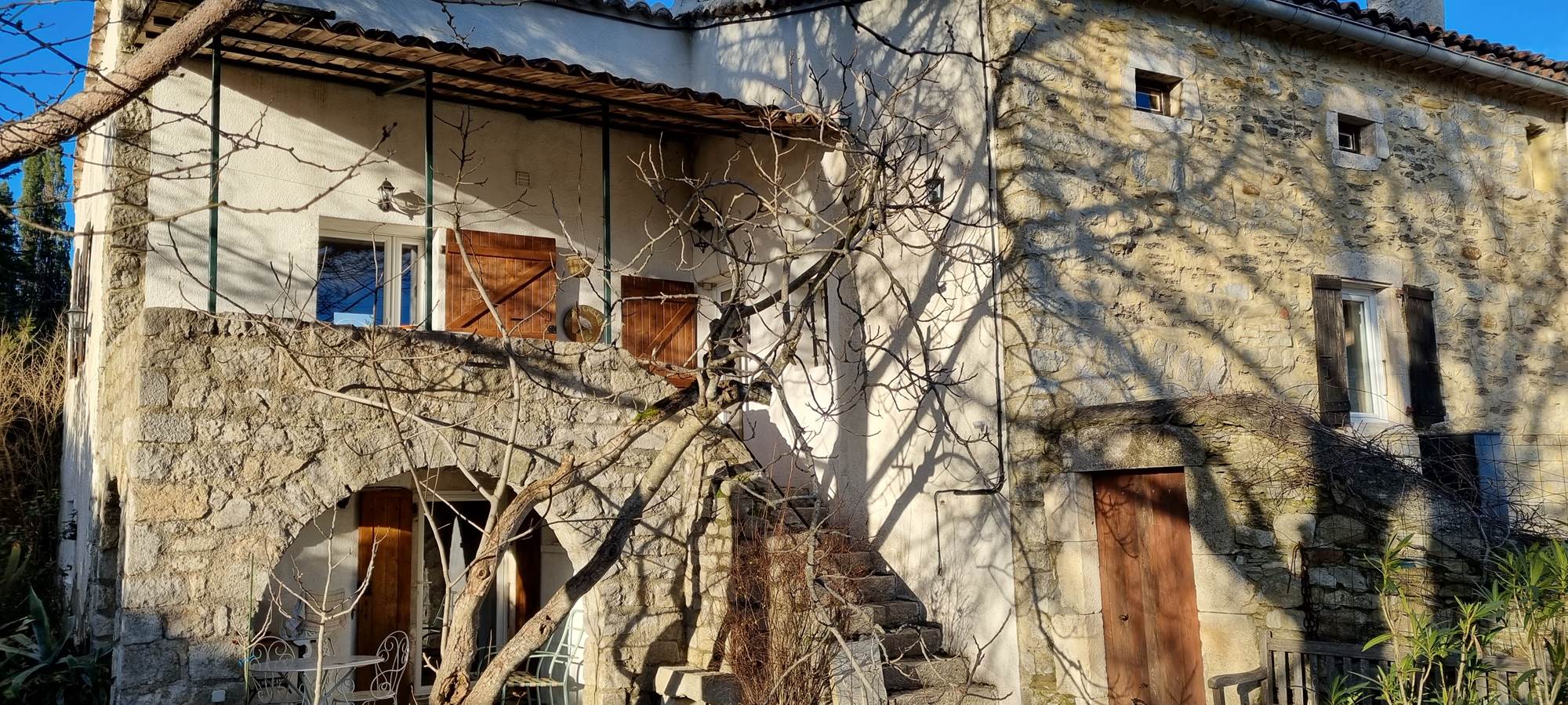 Studio Tourterelle  étage et Studio Cigale RDC