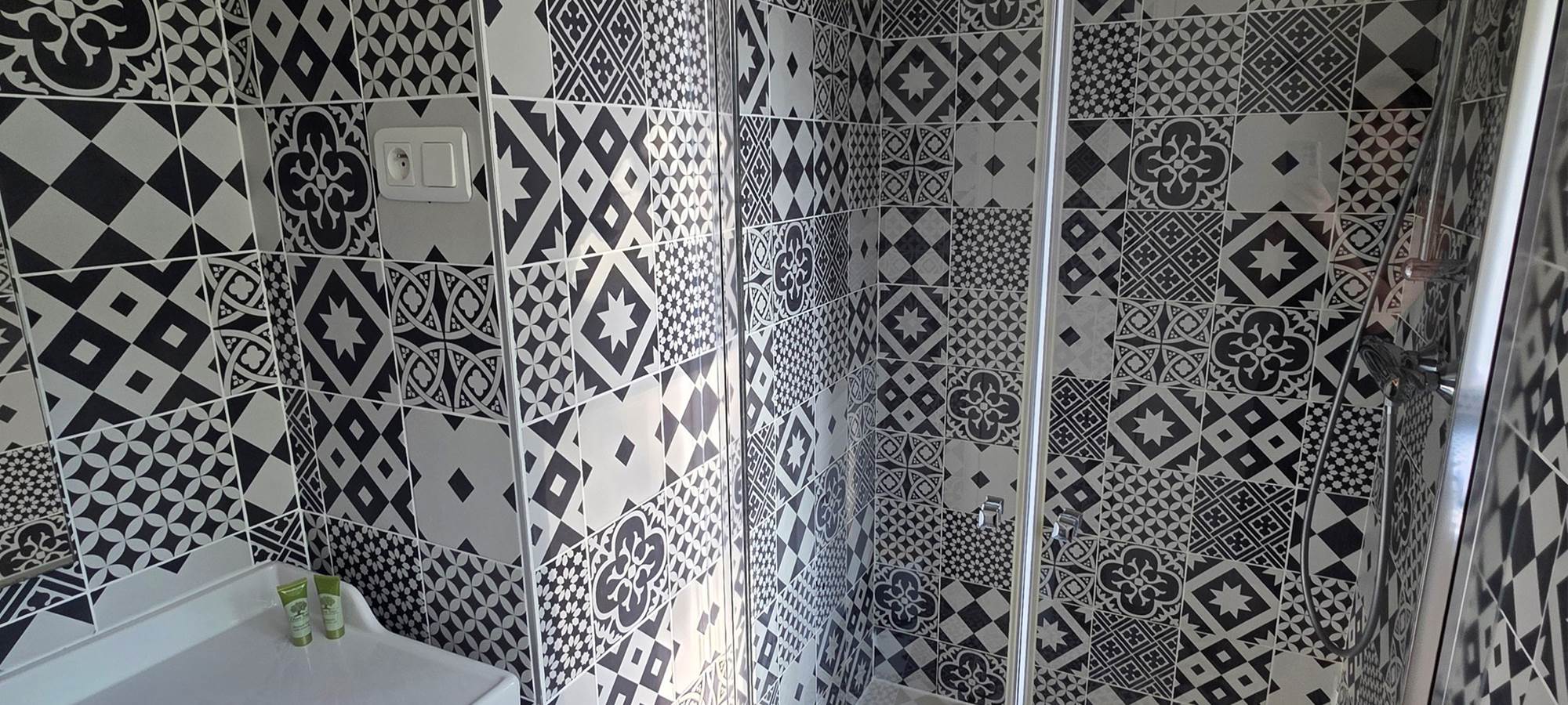 salle de douche de la chambre du parc