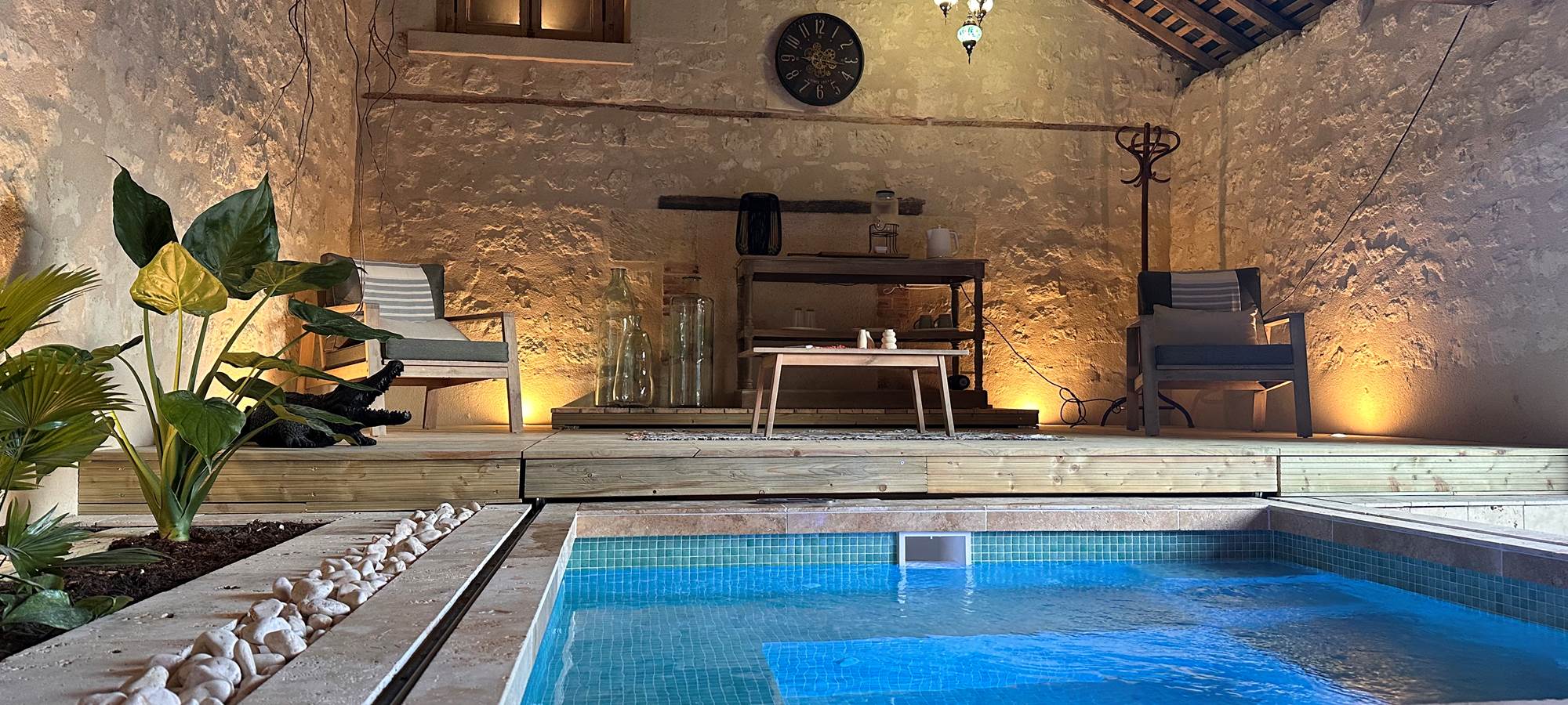 Chambre-d-hotes-jacuzzi-couple-bourgueil