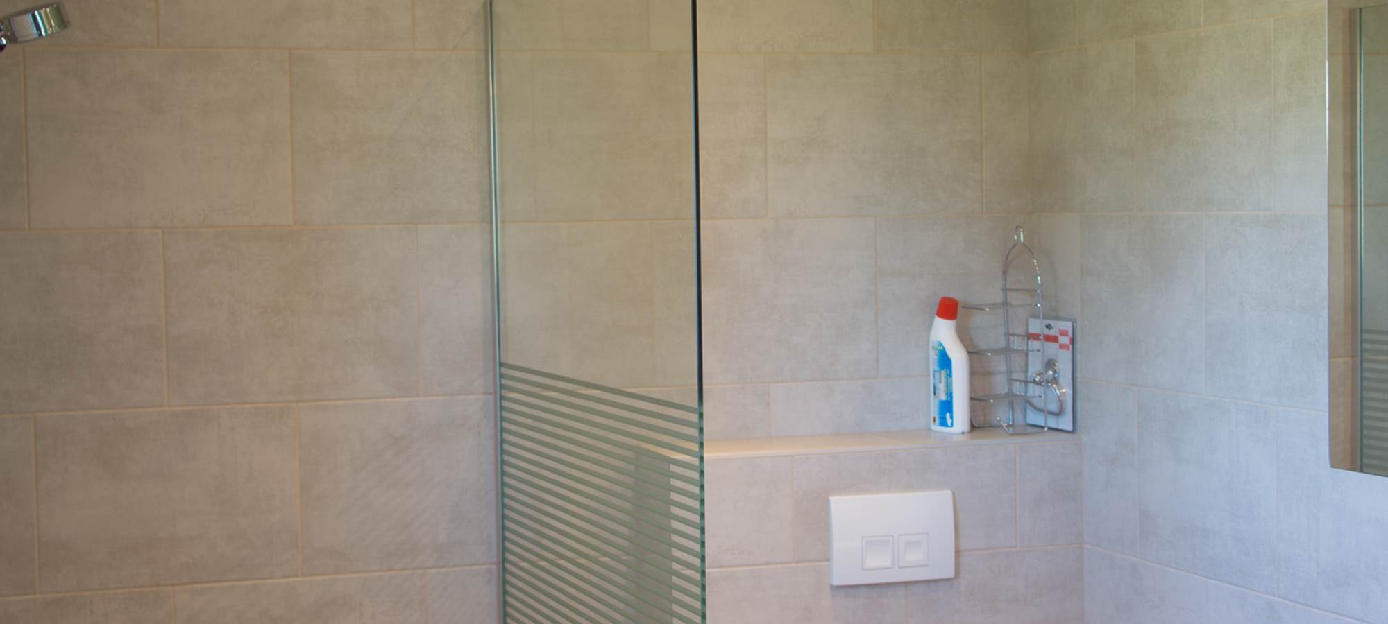 Salle de bain chambre du rez-de-chaussée