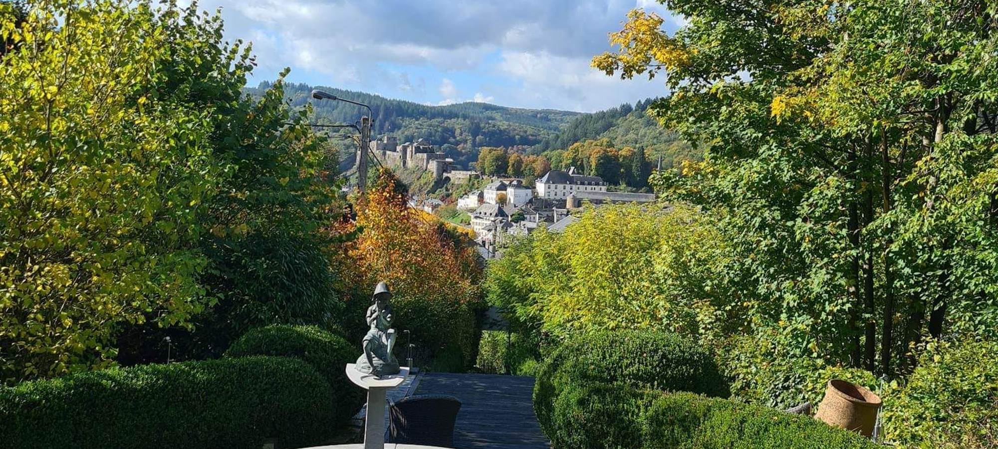 Les jardins du restaurant La Ferronnière