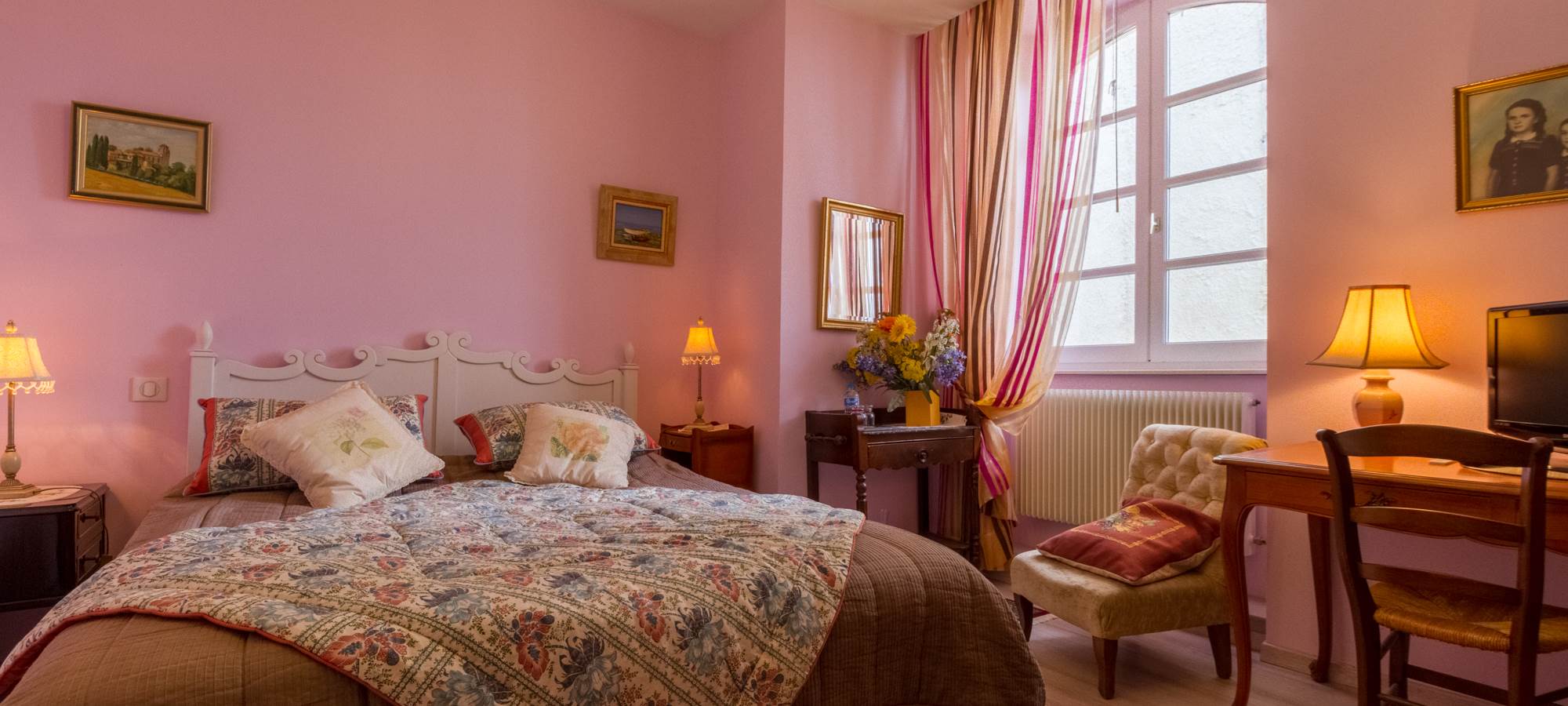 Saint Roch chambre mauve.jpg