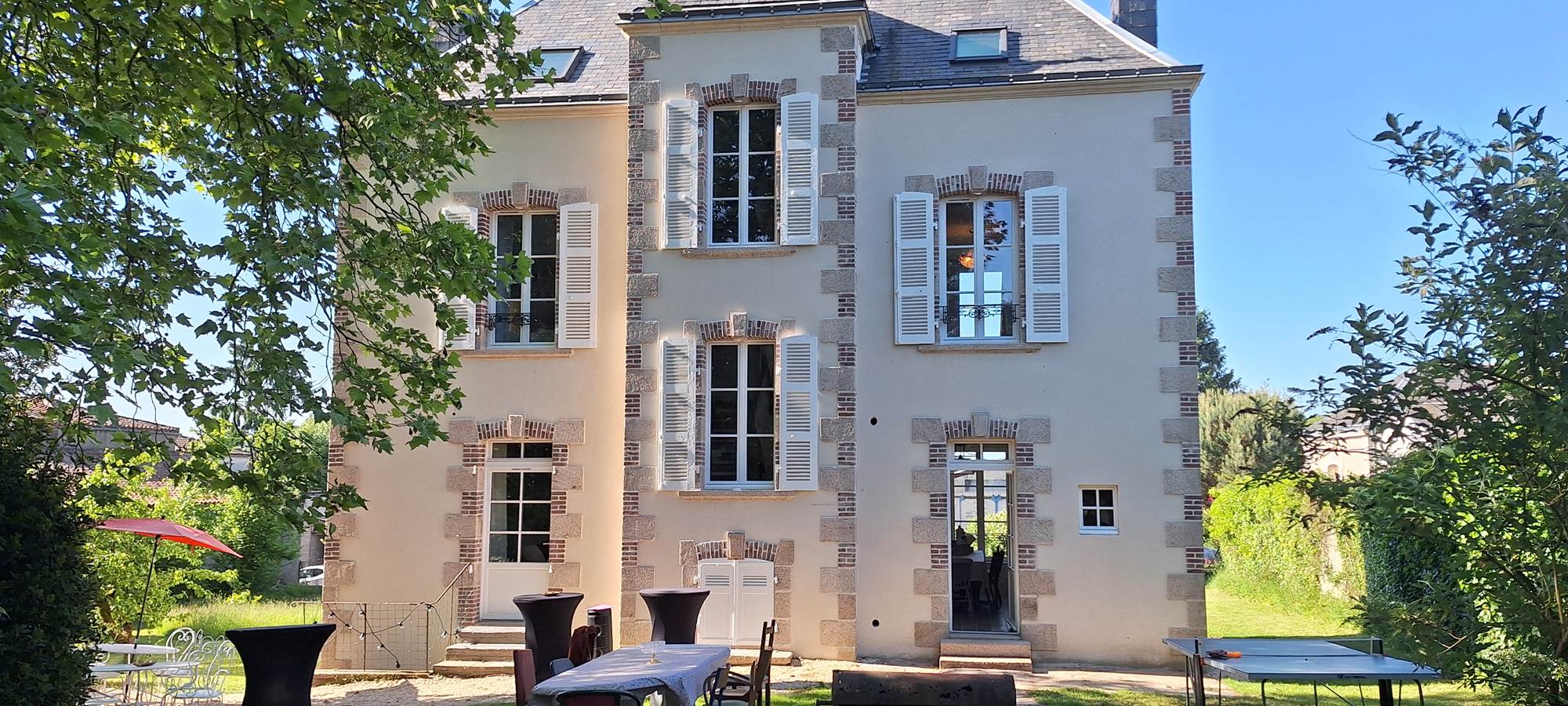 facade arriere gite de charme le quatre feuilles