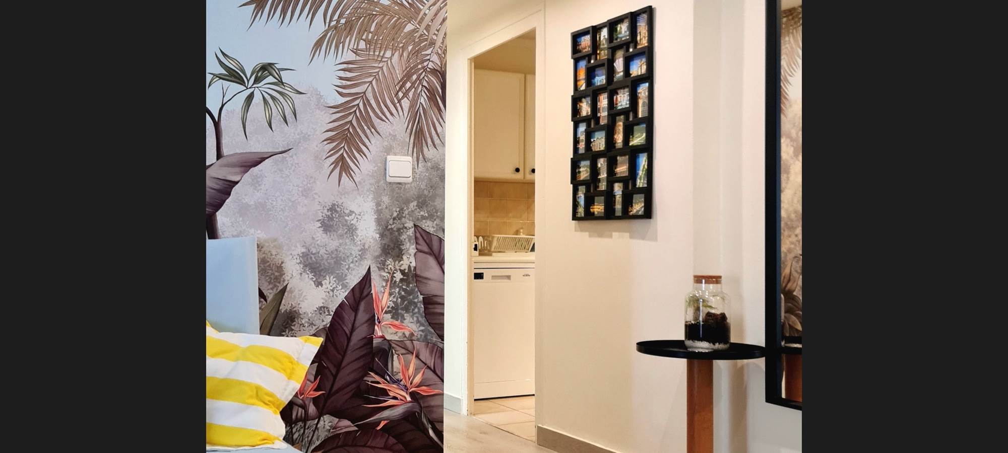 VILLA DU LAC VICHY - salon vers couloir