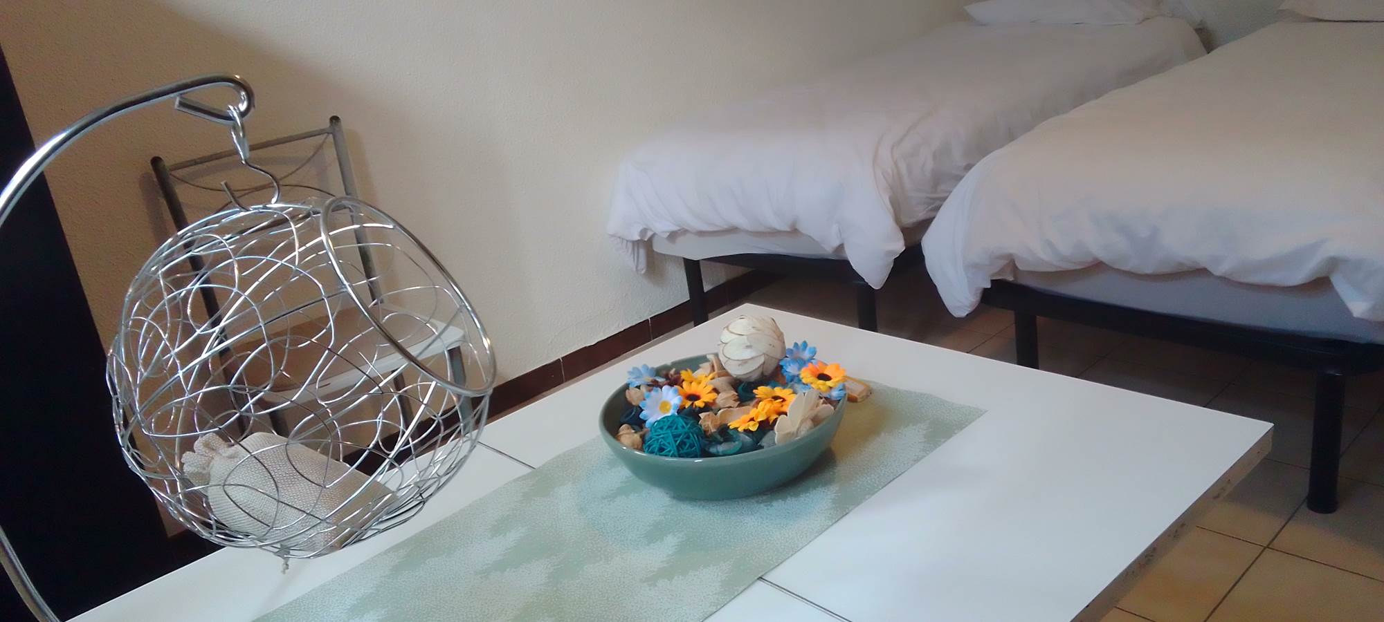 Studio-Le-Sirven-Les-gites-de-josefine-et-voltaire-ornex-ferney-voltaire-Genève