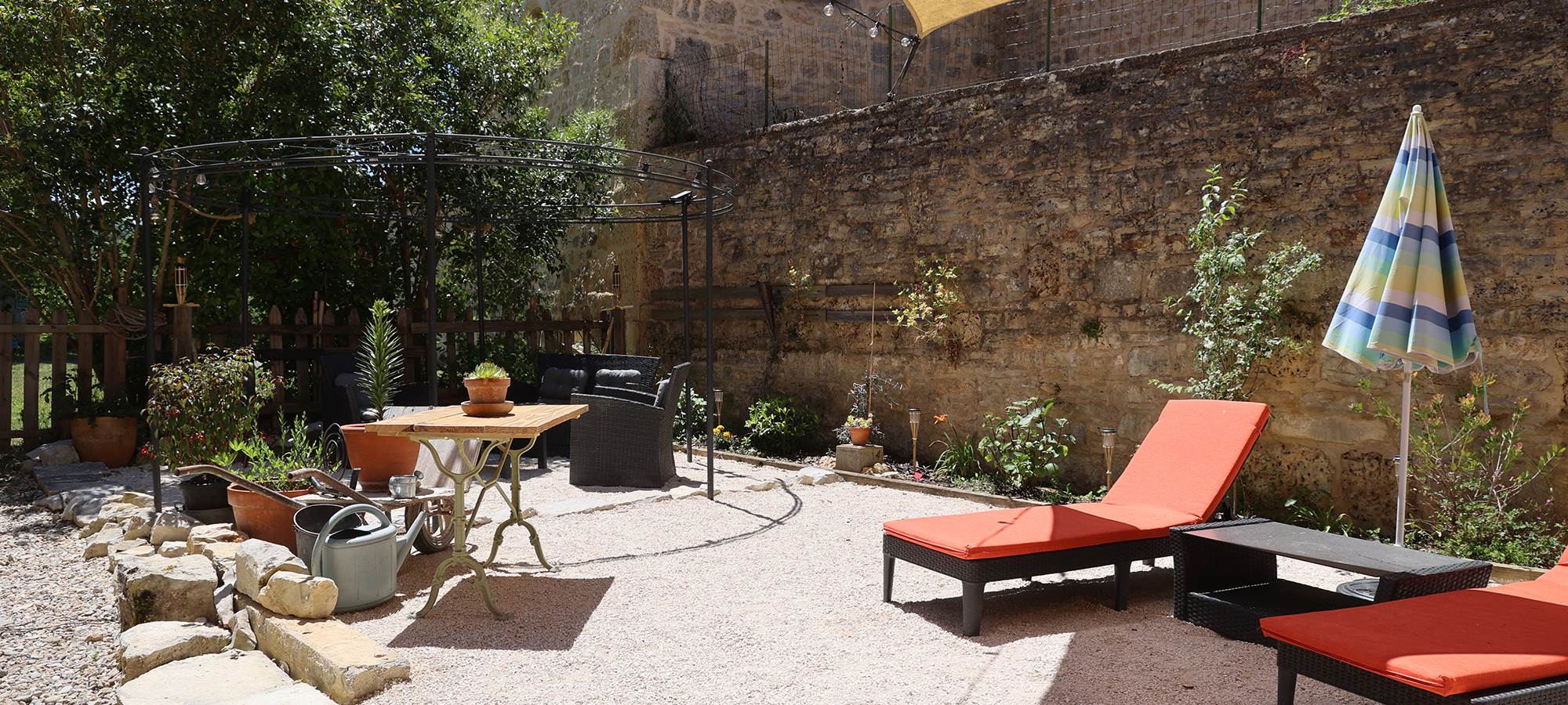 Chateau de Saint Chamarand - Exterieur, terasse et jardin (7)