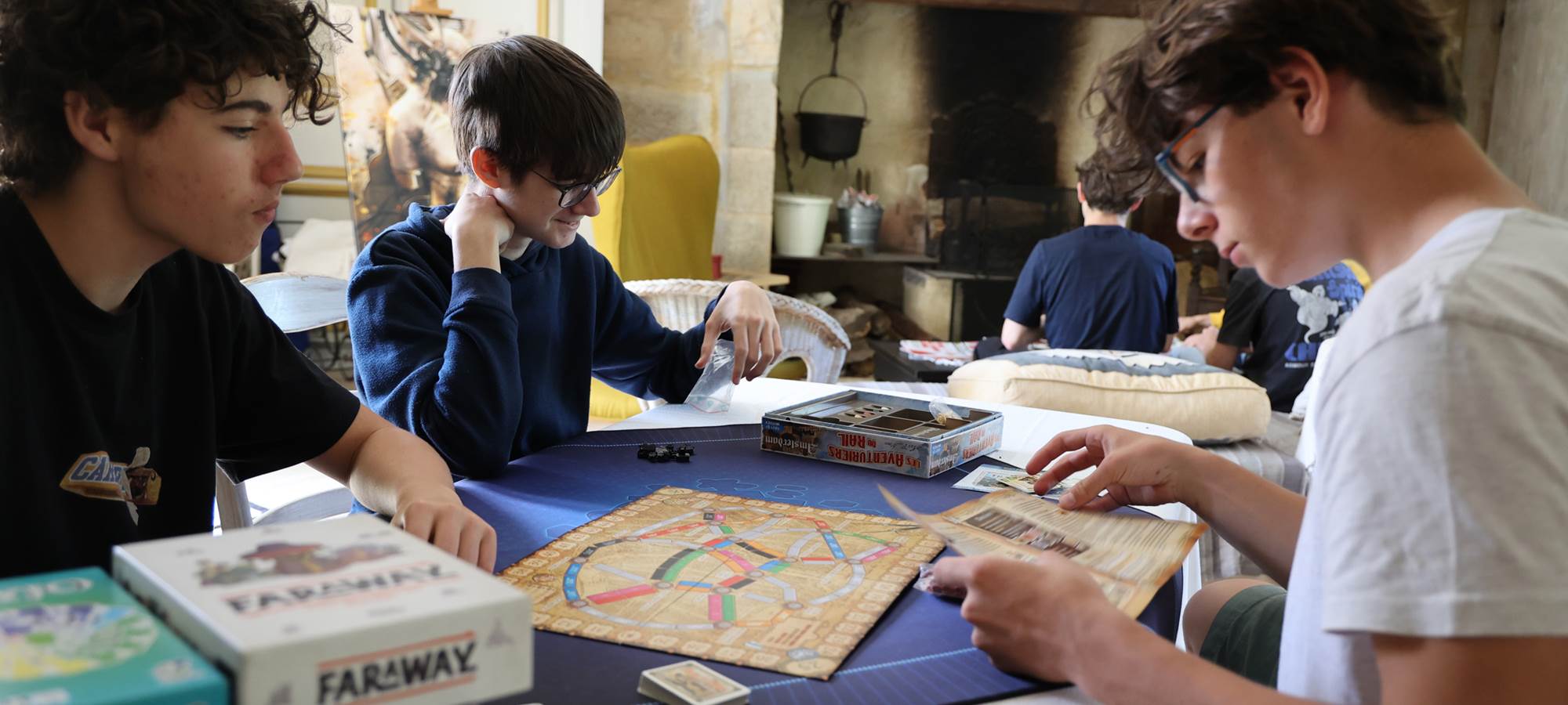 chateau-saint-chamarand-chateau-ludique-lot-murderparty-animations-jeux-fantasy-ludotheque