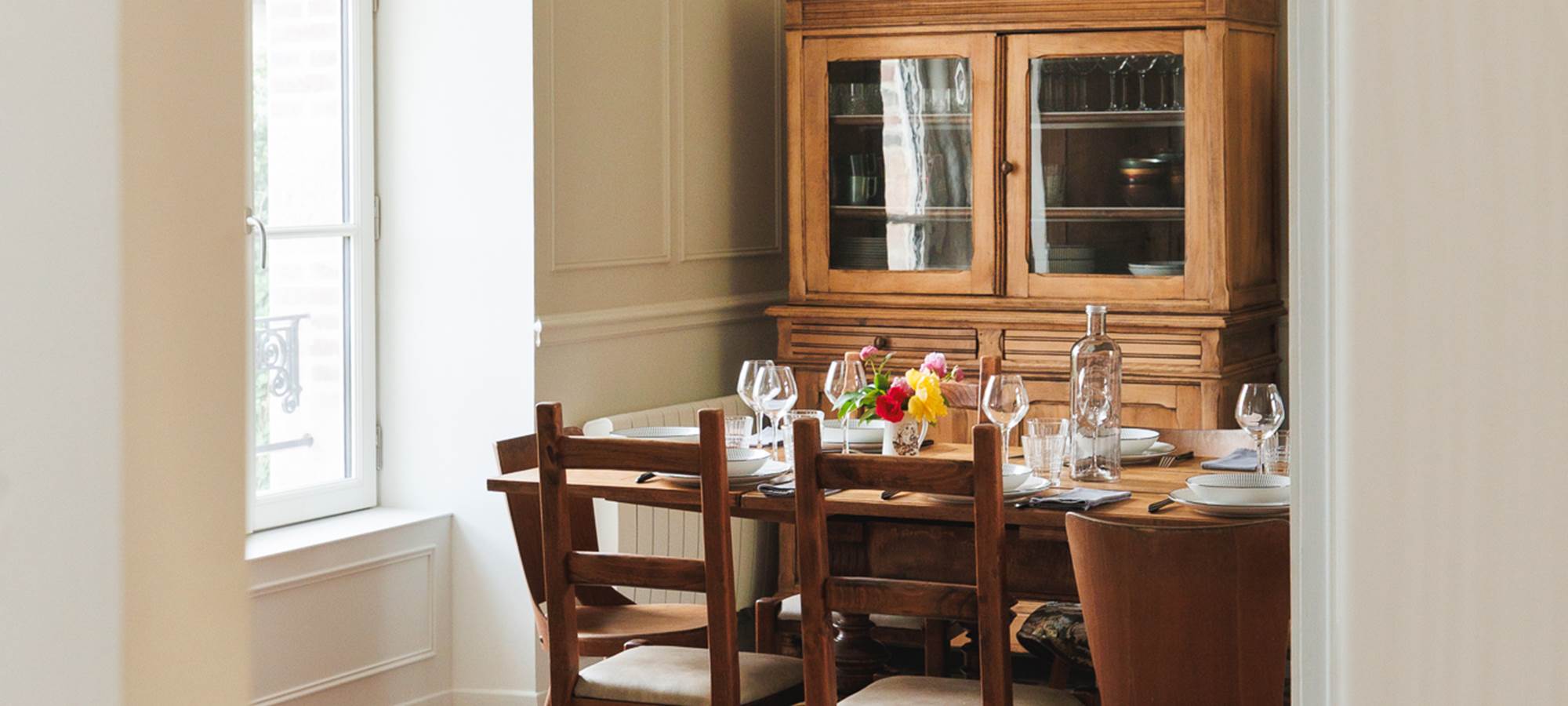 Vue cuisine du salon V gite de charme le Quatre Feuilles proche Puy du Fou