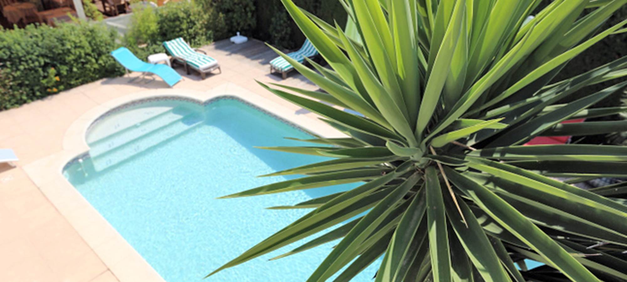 hebergement-chambre-balcon-yucca