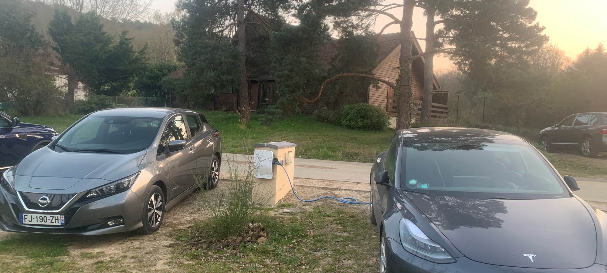 BLOASIS charging station