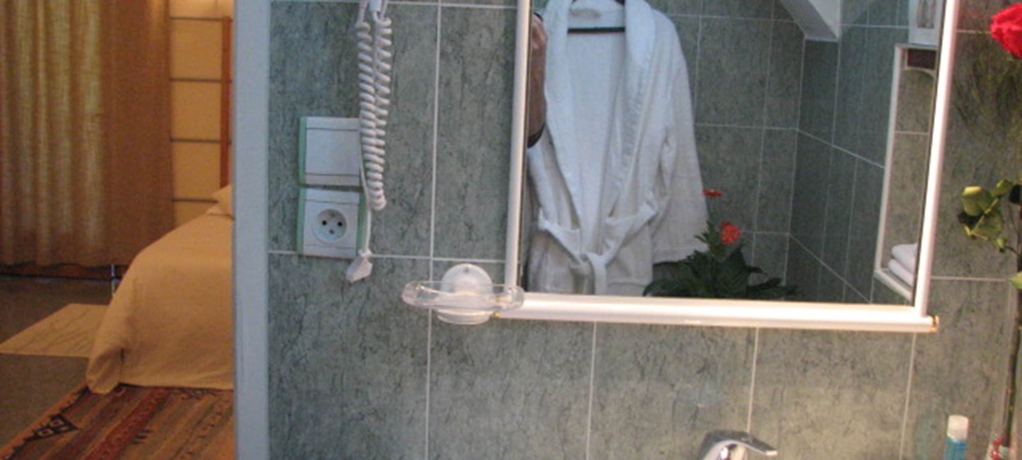 Salle de douche Chambre double Confort Le Pas de l' Âne Saint ONDRAS