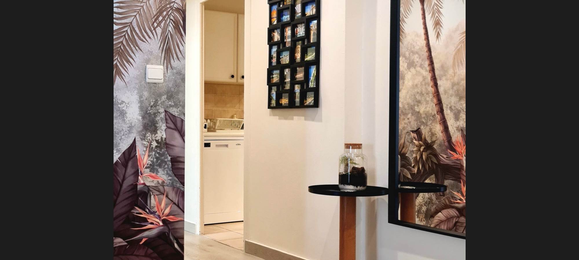 VILLA DU LAC VICHY - salon vers couloir