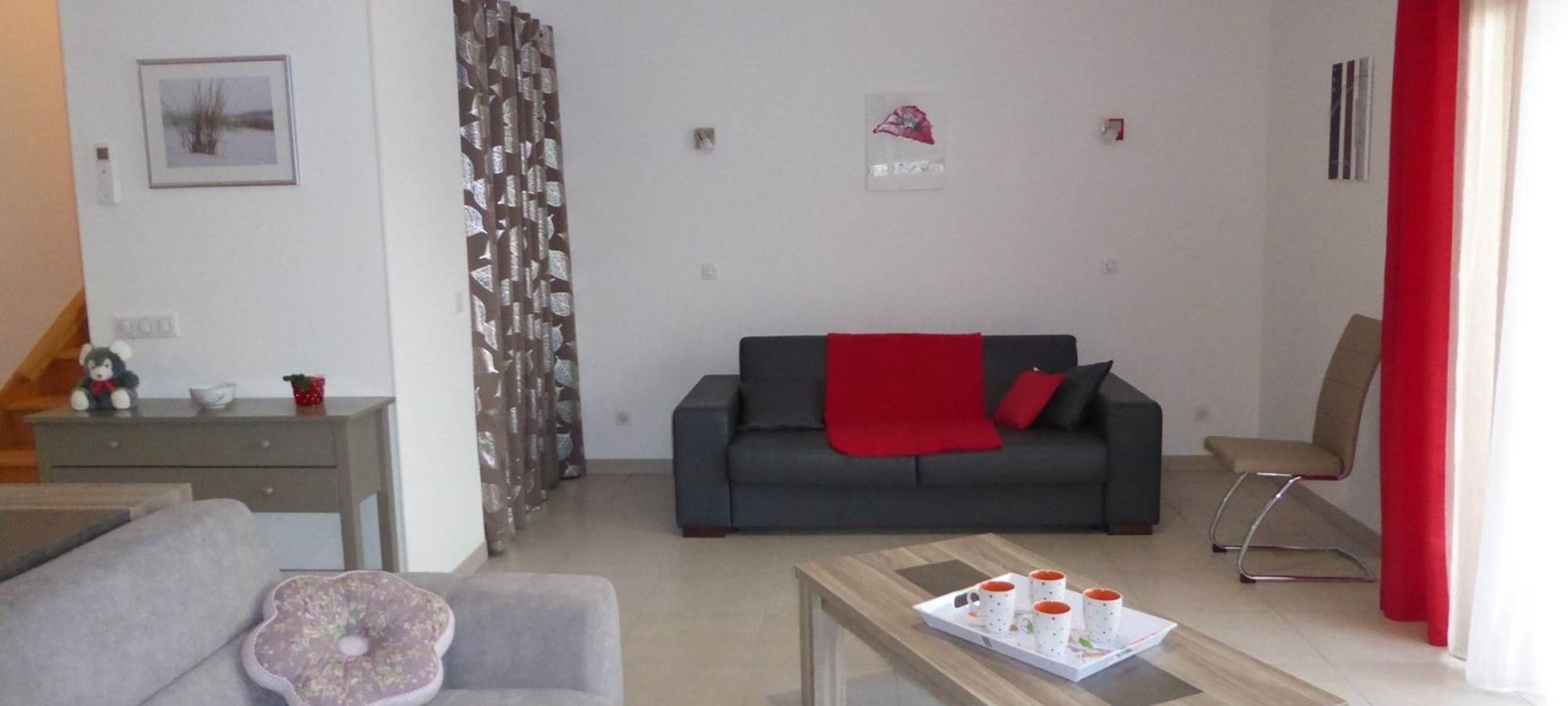 Artemisia coin salon